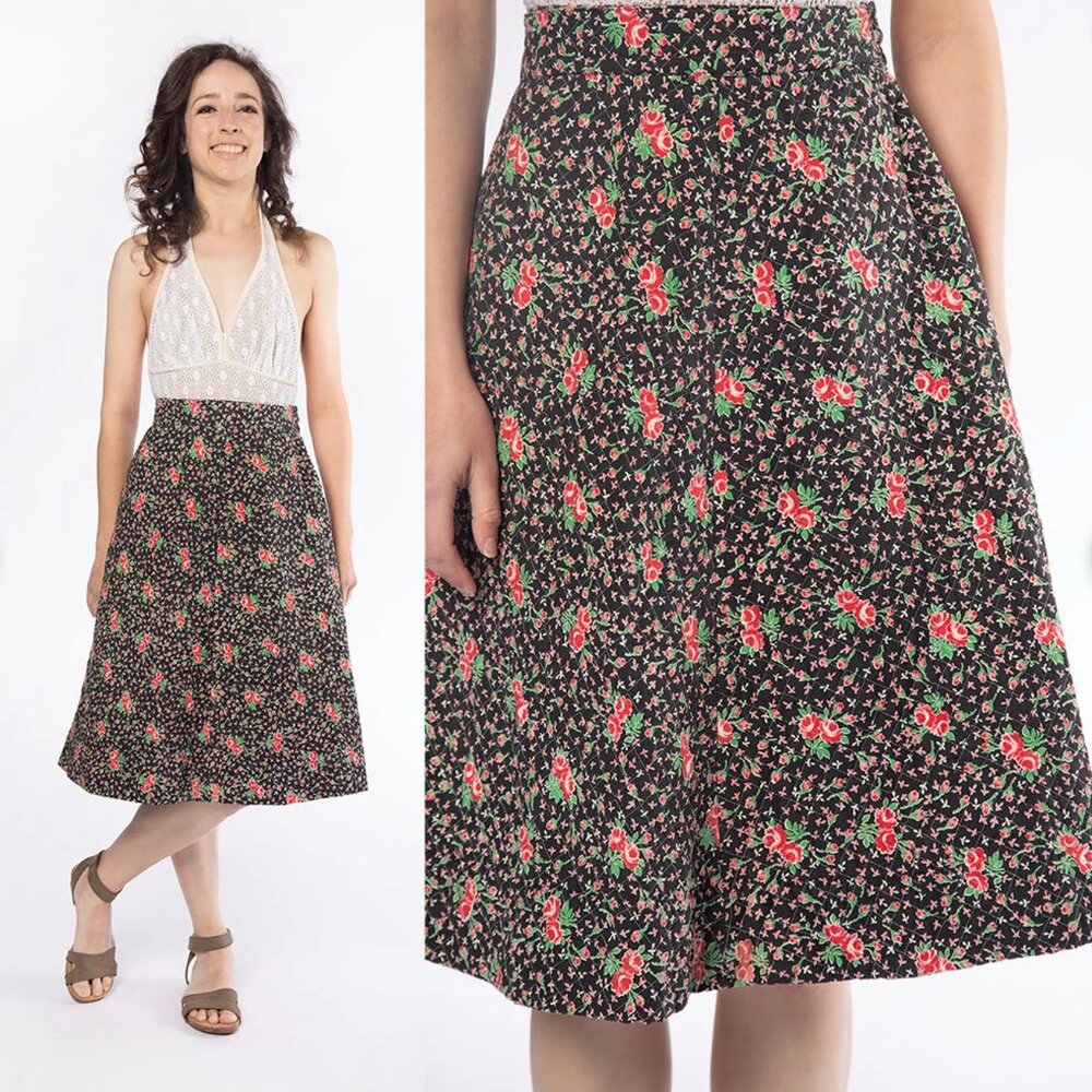 Vintage 70s Rose Print Quilt Skirt Red Black Small